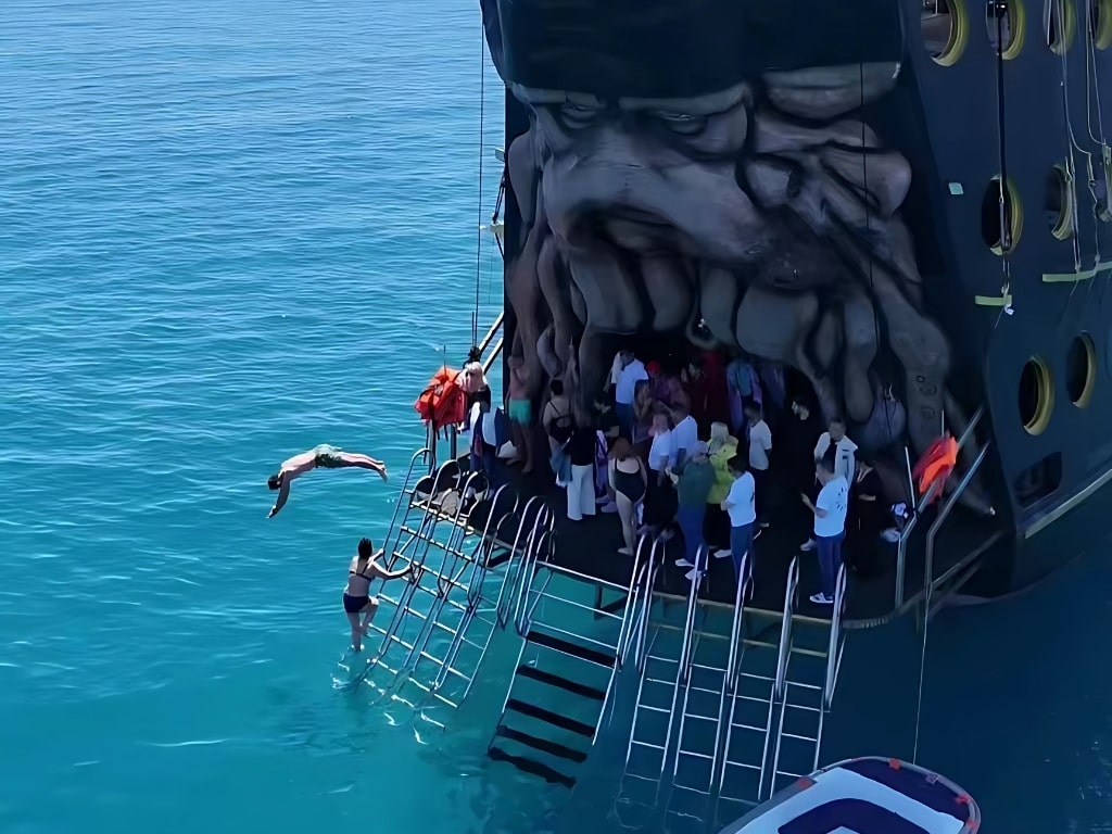 Antalya Köpük Partisi Ve Gece Tekne Turu